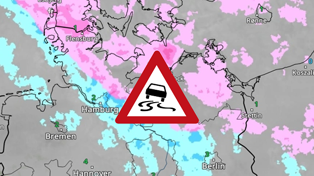 Wetterkarte mit Regen im Westen und Schnee im Nordosten Deutschlands.