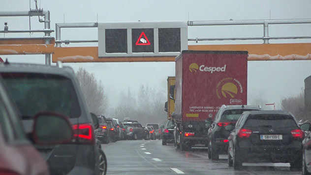 Stau auf Tauernautobahn