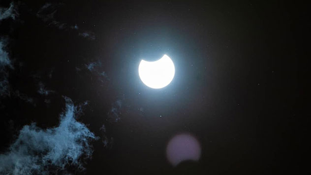 Am Mittag des 10. Juni 2021 ist eine partielle Sonnenfinsternis von Deutschland aus zu sehen gewesen. 