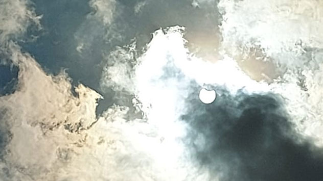 Am Mittag des 10. Juni 2021 ist eine partielle Sonnenfinsternis von Deutschland aus zu sehen gewesen. 