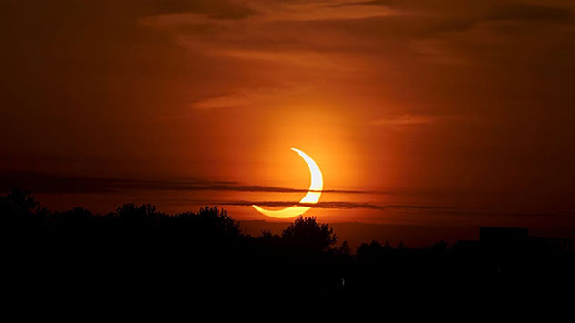 Im weiter nördlich gelegenen Kanada erreichte die Verfinsterung über 90 Prozent, wie etwa hier in Ontario.