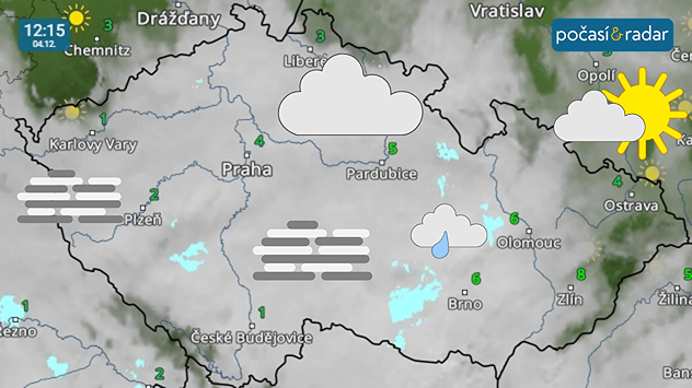 Meteoradar, screenshot, 4. 12., 12:15: Během čtvrtečního dne pokrývá velkou část našeho území vrstva mlh a nízké inverzní oblačnosti.