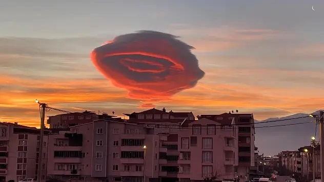 Altocumulus lenticularis