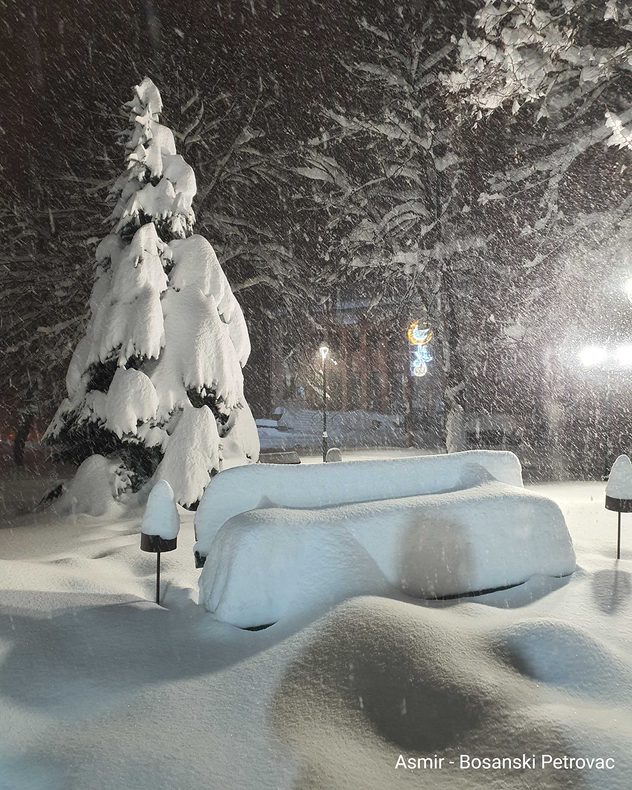 Sneg u Bosanskom Petrovcu