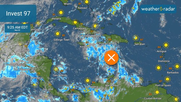 Invest 97 continuará avanzando hacia el oeste e impactará a Centroamérica a finales de esta semana.