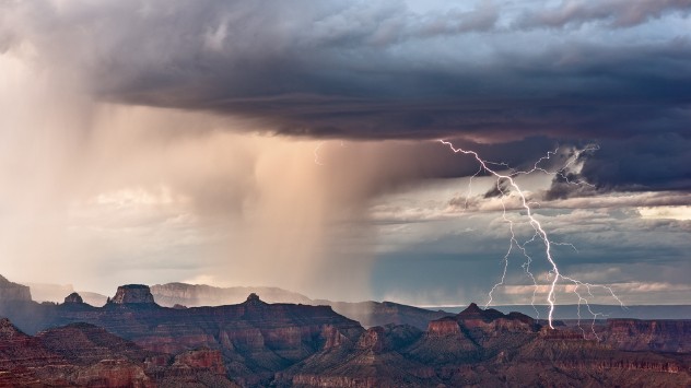 Desert thunderstorm
