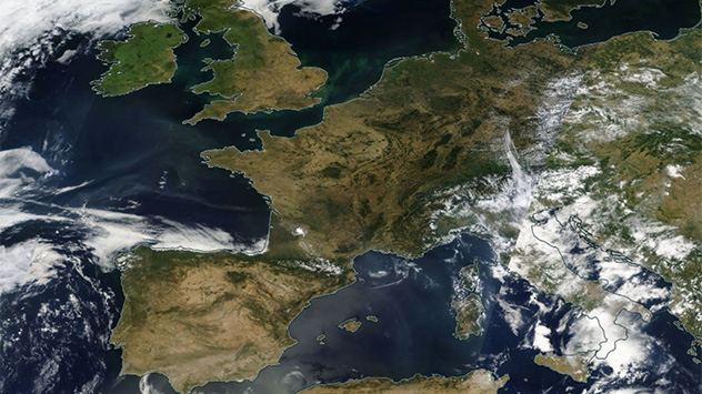 Ein Satellitenbild von Europa.