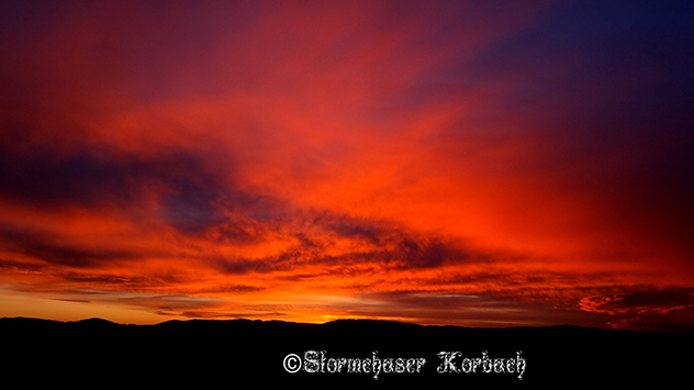 Intensives Abendrot über Korbach