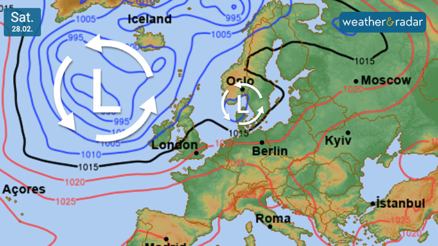 Synoptic weather chart dated Sat 28.02 showing a deep low pressure system west of Ireland with tightly packed blue isobars near 995 mb, and a high pressure system centered over Scandinavia, with pressure lines across Europe.