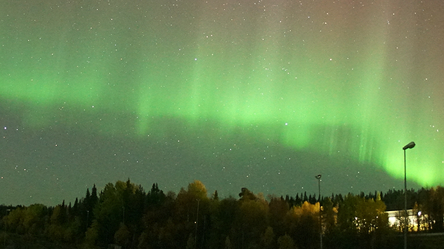 Durante la noche del lunes al martes se pudieron observar auroras boreales en el cielo nocturno del centro y norte de Europa.