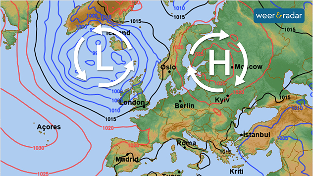 De Europese weerkaart voor volgende week toont lagedruk ten noordwesten van de Britse Eilanden en hogedruk nabij de Azoren en boven Noordwest-Rusland.