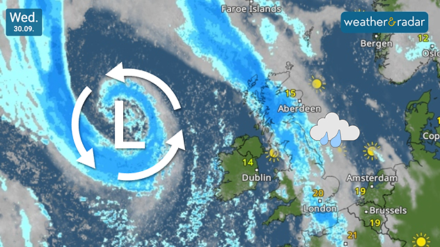 Weather map for Wednesday 30.09 showing low pressure west of Ireland and a broad rain band sweeping across the UK, with showers over eastern Britain.