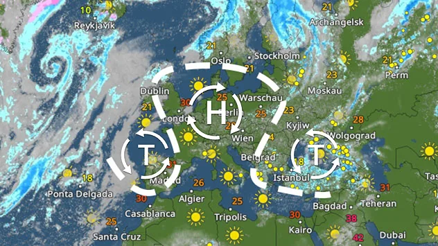 Wetterkarte von Europa mit Hoch über Mitteleuropa, Tiefs über dem Atlantik und der Türkei, vielen Sonnensymbolen und Temperaturangaben zwischen 4 und über 40 Grad.