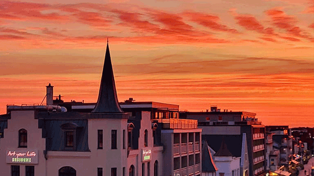 © Sekunden by Uwe Schmale via WetterMelder Deutschland Orange leuchtender Himmel in Westerland auf Sylt