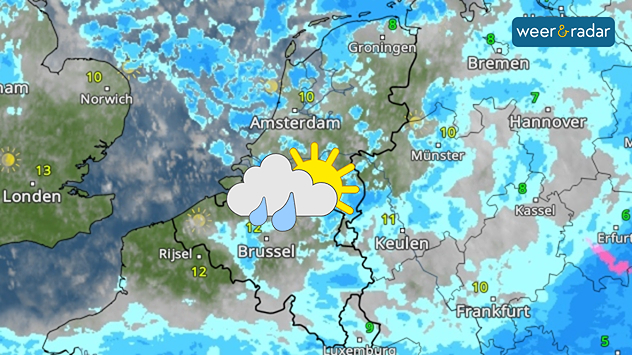 De WeerRadar met een uitsnede van Nederland en België. Er zijn veel buien en enkele opklaringen zichtbaar. Dat buiensymbool met een klein beetje zon is ingetekend.