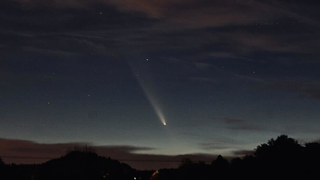 20241014_Ticker-Image-632×355 (3) - © Instagram: deniz.saglam23 Bereits am Sonntag konnte der schöne Komet in Gaildorf südöstlich von Heilbronn bewundert werden.