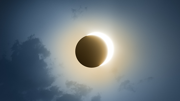 Arranca el día más esperado para los que disfrutan mirando el cielo. El eclipse total de Sol llega en unas horas.