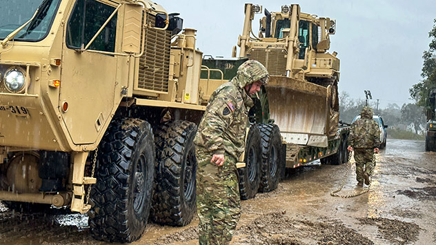 Schwere Gerät in Kalifornien im Einsatz