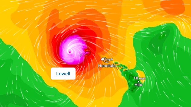WindRadar showing Hurricane Lowell north-west of Hawaii and its well-defined storm centre.