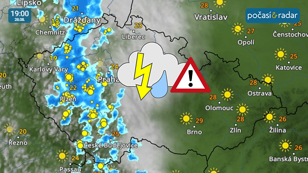 Meteoradar, screenshot, 28. srpna 19:00: Horké počasí v pátek ukončí příchod studené fronty od západu. Na frontě se budou hlavně v Čechách místy vyskytovat i silnější bouřky.